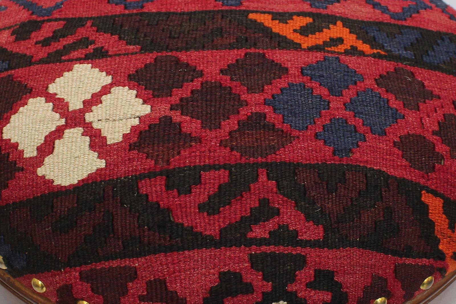 P02769, 0 0" X  0 0",Traditional                   ,ODD,Red,BLUE,Hand-made                     ,Pakistan   ,100% Wool  ,Rectangle  ,652671188954